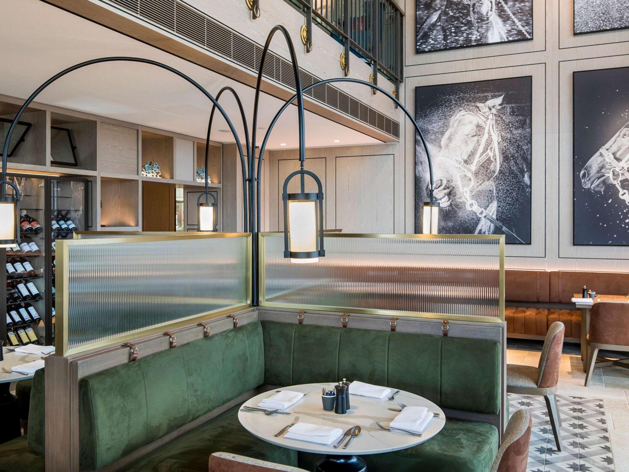 The William Inglis Mgallery Warwick Farm Εξωτερικό φωτογραφία The restaurant's interior