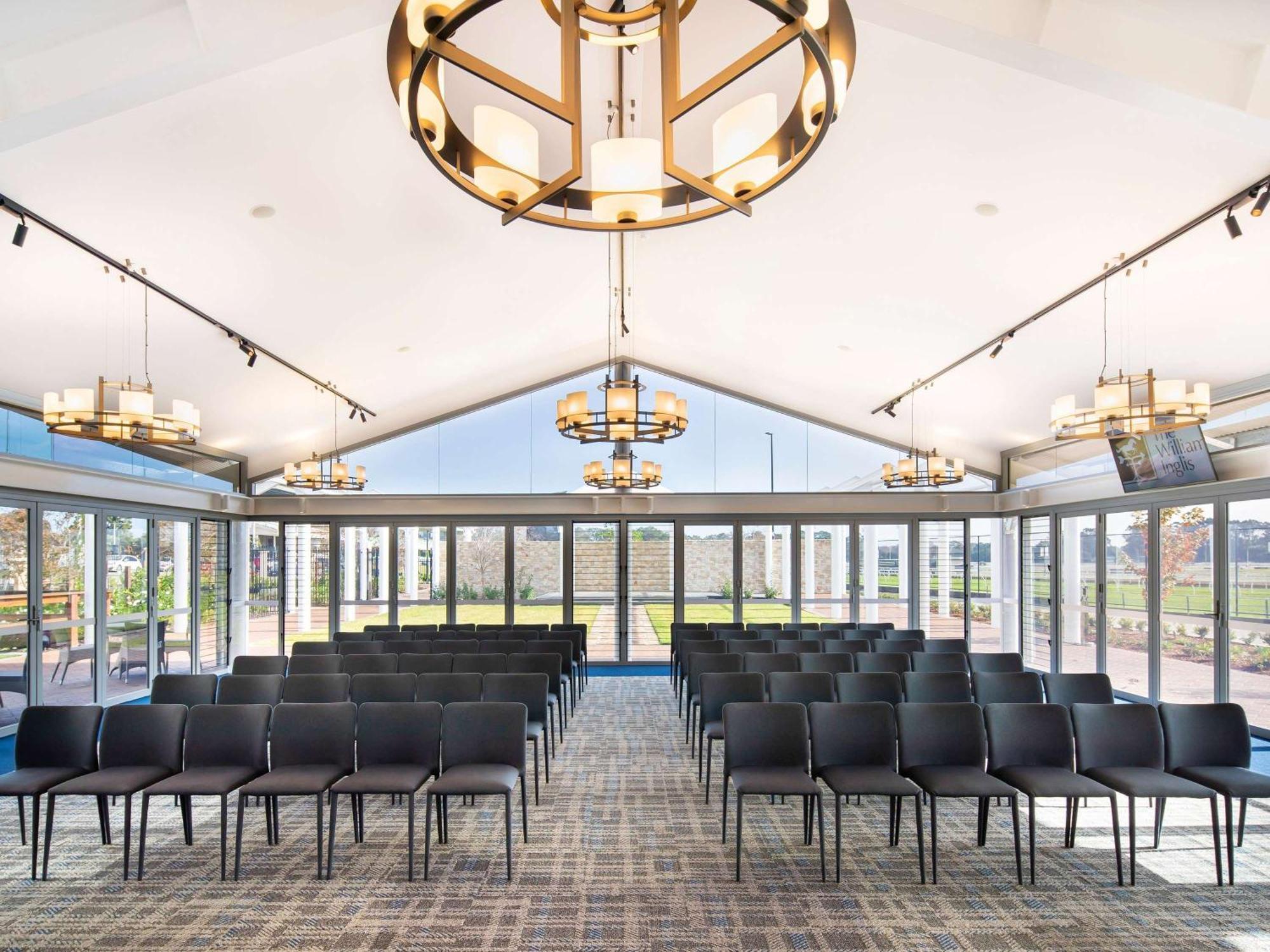 The William Inglis Mgallery Warwick Farm Εξωτερικό φωτογραφία The interior of the clubhouse