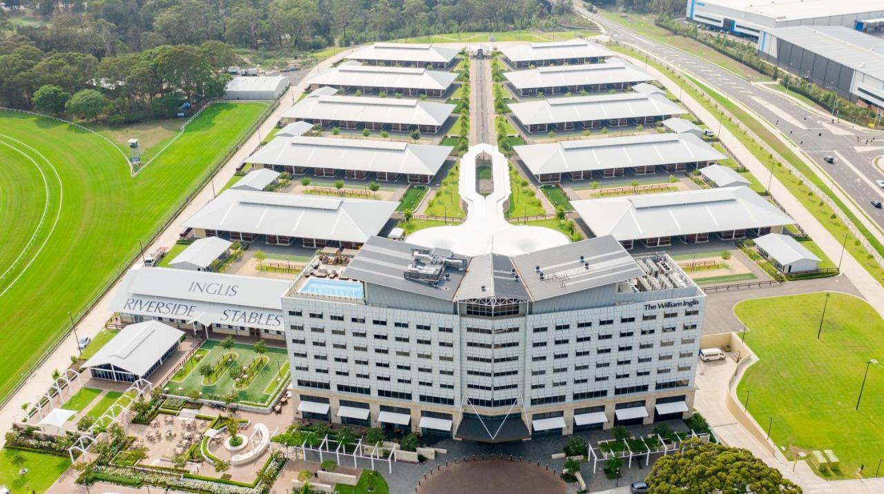 The William Inglis Mgallery Warwick Farm Εξωτερικό φωτογραφία Aerial view of the hotel